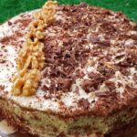 Bizcocho integral de zanahoria con crema de anacardos veganos